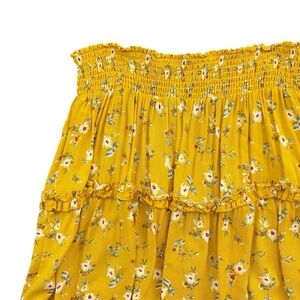 NWT Floral Ruffle Tiered Mini Skirt
